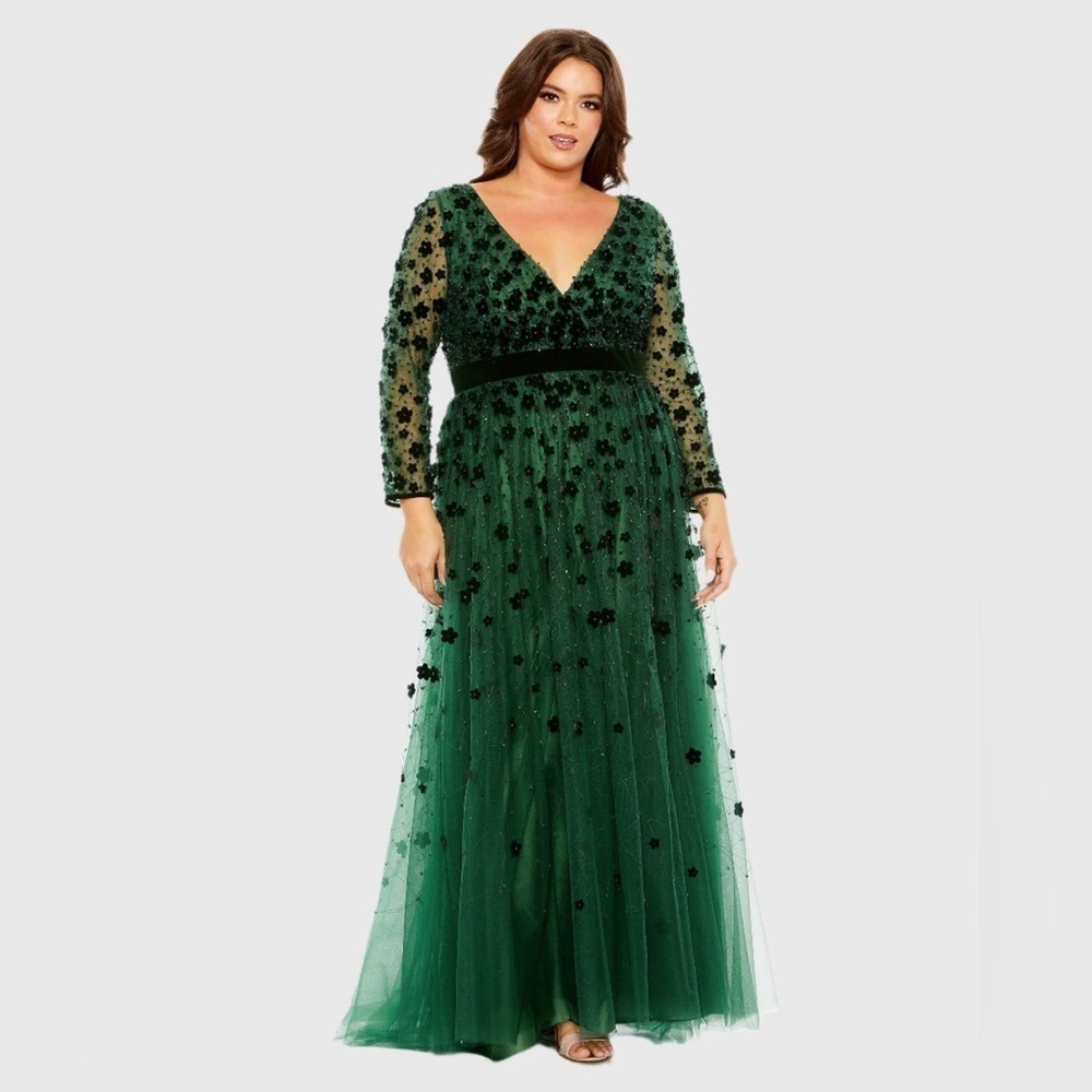 Mac Duggal 68440 NWT Green Floral Applique Long Sleeve A Line Gown
